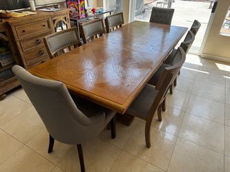 Dining Room table Oak, 6-8 people