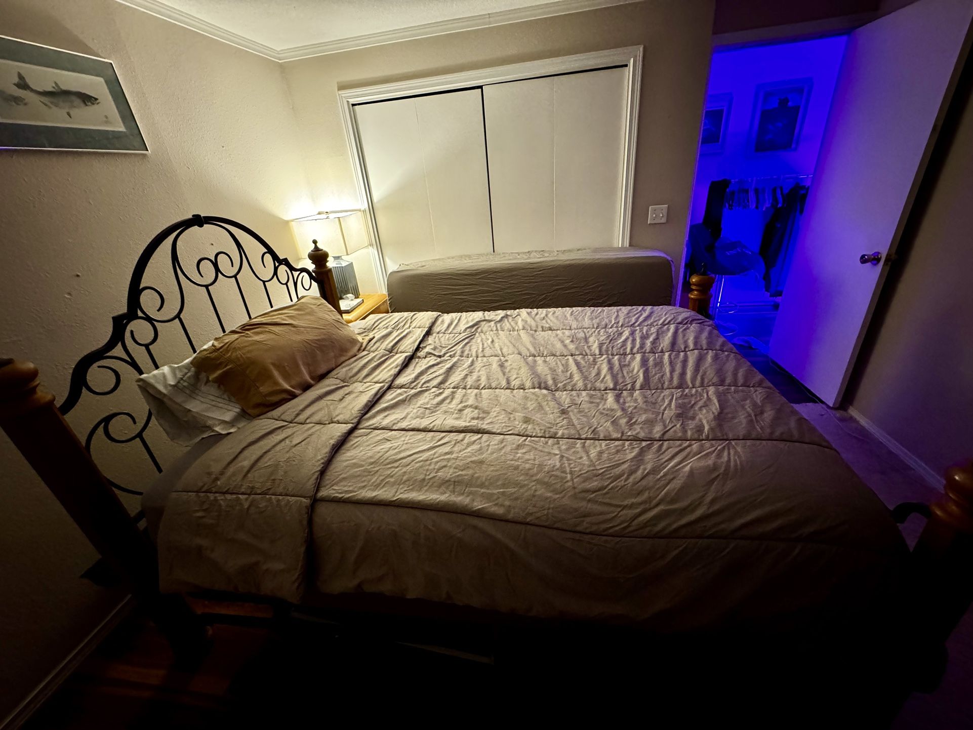 Serta Full Moving Bed frame + Mattress