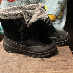 Winter Boots Women S Size 6