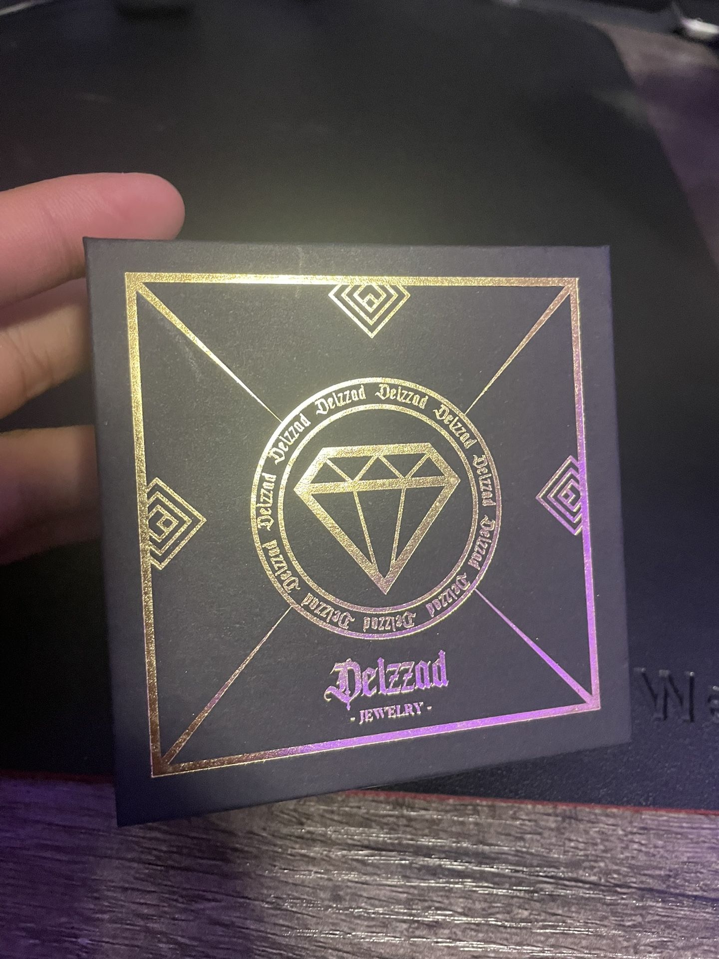 Delzzad Mossinate Earrings https://offerup.com/redirect/?o=Ny5tbQ== Silver