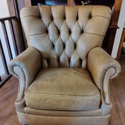 Bentley Churchill Green Leather Chair