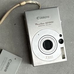 Canon Powershot SD1000 Digital Compact Camera