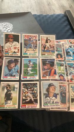 Vintage TOPPS  BASEBALL CARDS 1980s and 70s