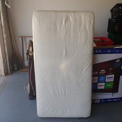 Crib mattress