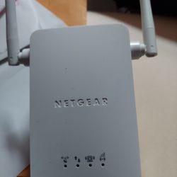 Netgear WiFi Extender WN3000RP 