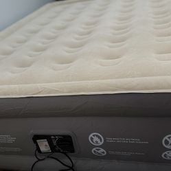 Air Mattress 