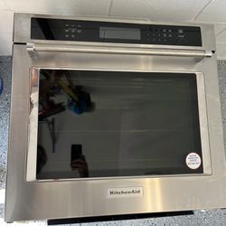 Brand New KitchenAid 30” Single Wall Oven