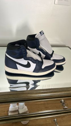 Shoes For Sale With Box Size 6 And 7 But In Black And Red And White