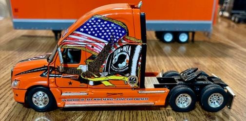 Schneider Semi Truck Model