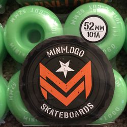 Brand New Mini Logo 101a 52mm Skateboard Wheels 