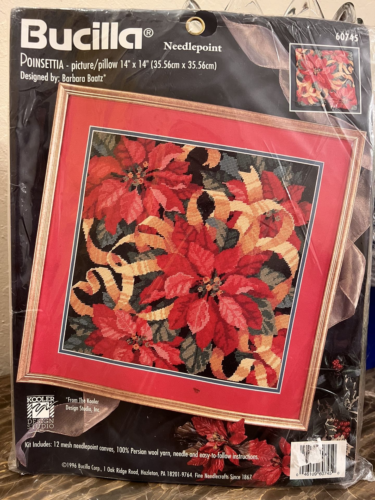 Vtg Bucilla POINSETTIA Needlepoint Kit Christmas Ribbons Flowers 14"x14" NEW