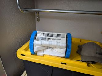Hayward The PoolCleaner 2-Wheel Suction Pool Cleaner - Works Great