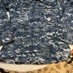 US Navy Working Uniform (NWU) Type I Blue Digi 35 Regular W/Patches