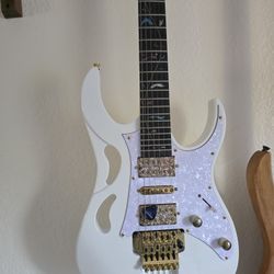 Ibanez Pia Replica