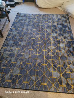 5x7 Decorative rug