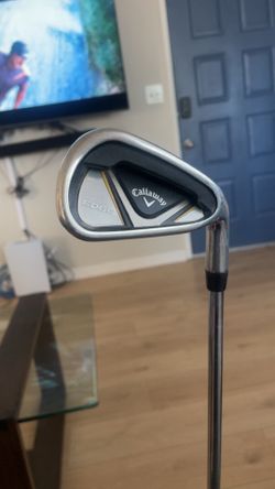 Callaway Edge golf set (6,7,8,9,P,S) with hybrid and driver.
