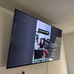 75 inch roku tv with mount 