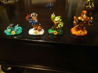 Skylanders Swap Team