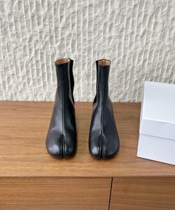 Maison Margiela Tabi Boots – Premium Quality 
