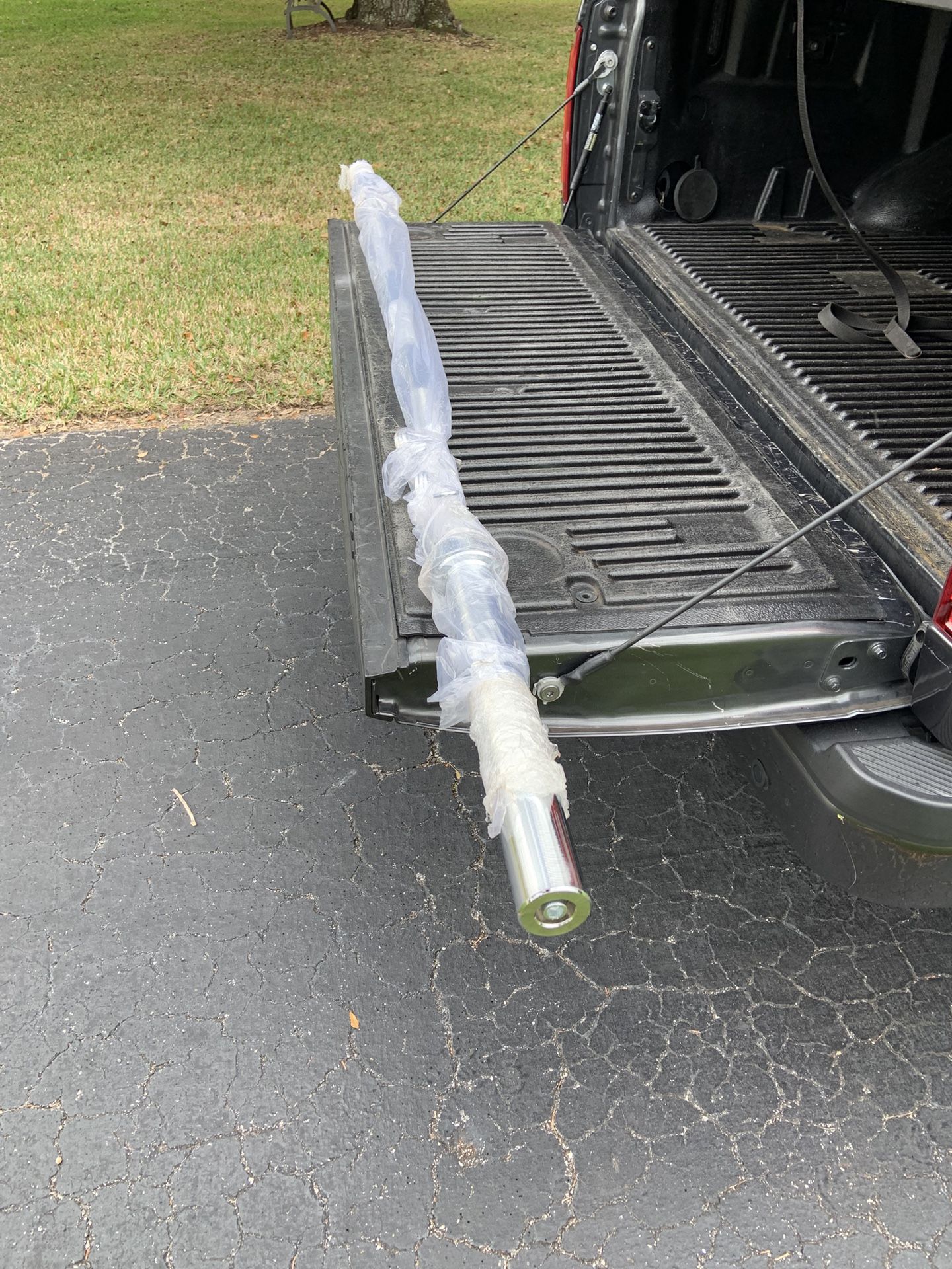 7’ Olympic Barbell- Brand New