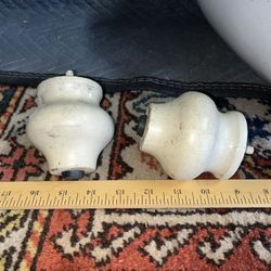 2 Wood Furniture Legs