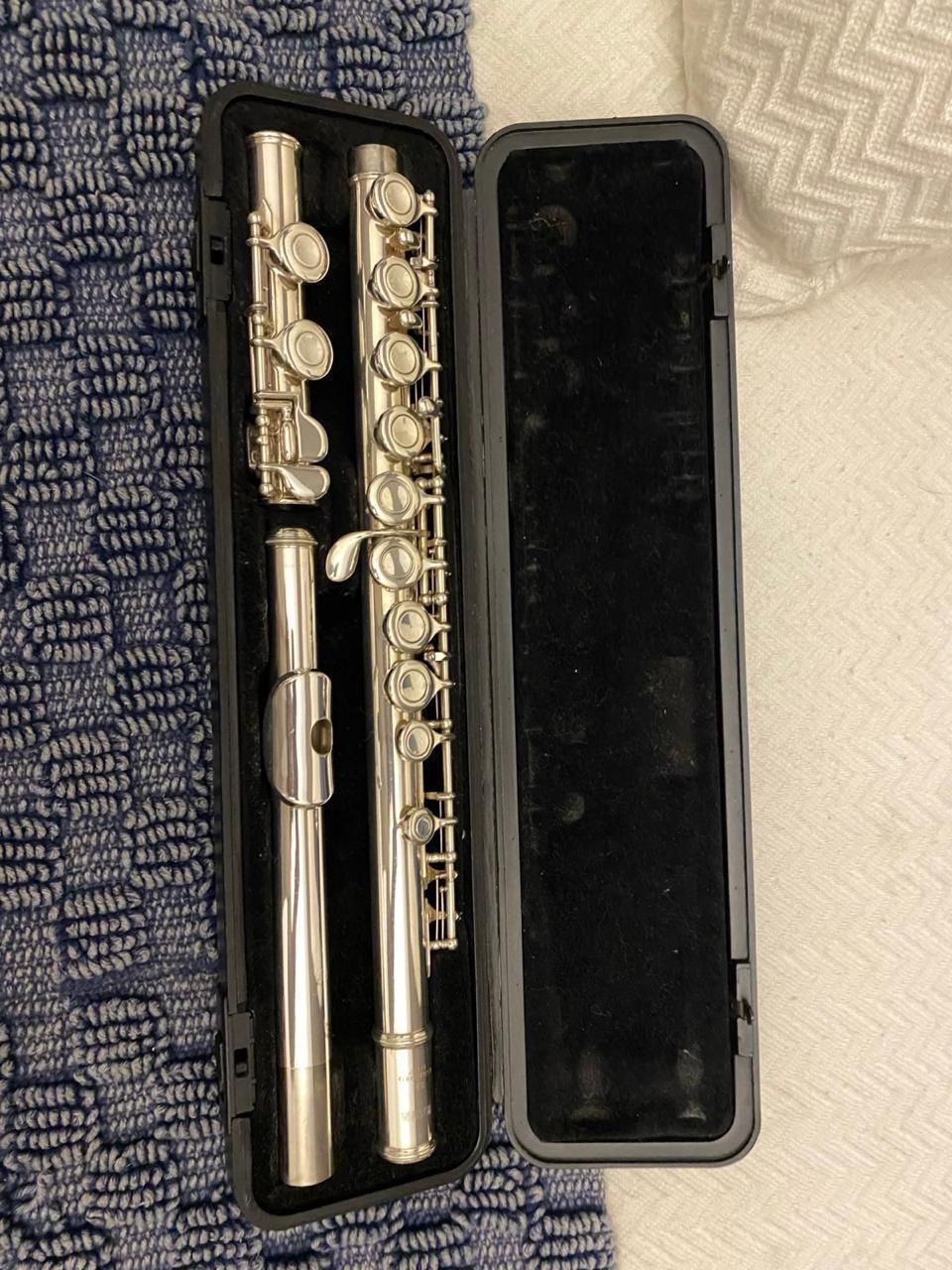 Yamaha 221 Flute - Silver plated
