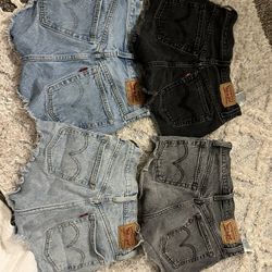 levi shorts