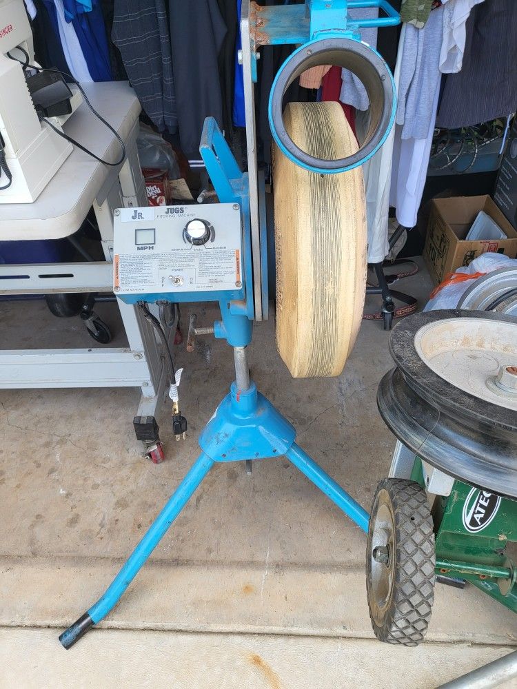 Jugs Pitching Machine