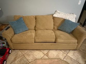 Sealy Sleeper sofa couch