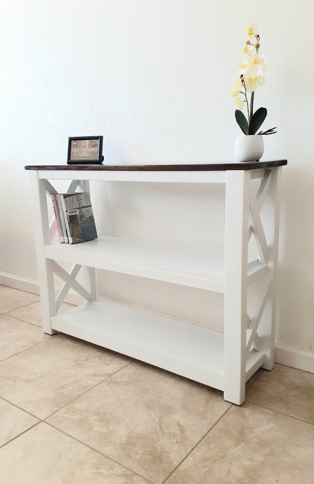 Farmhouse Entryway Table