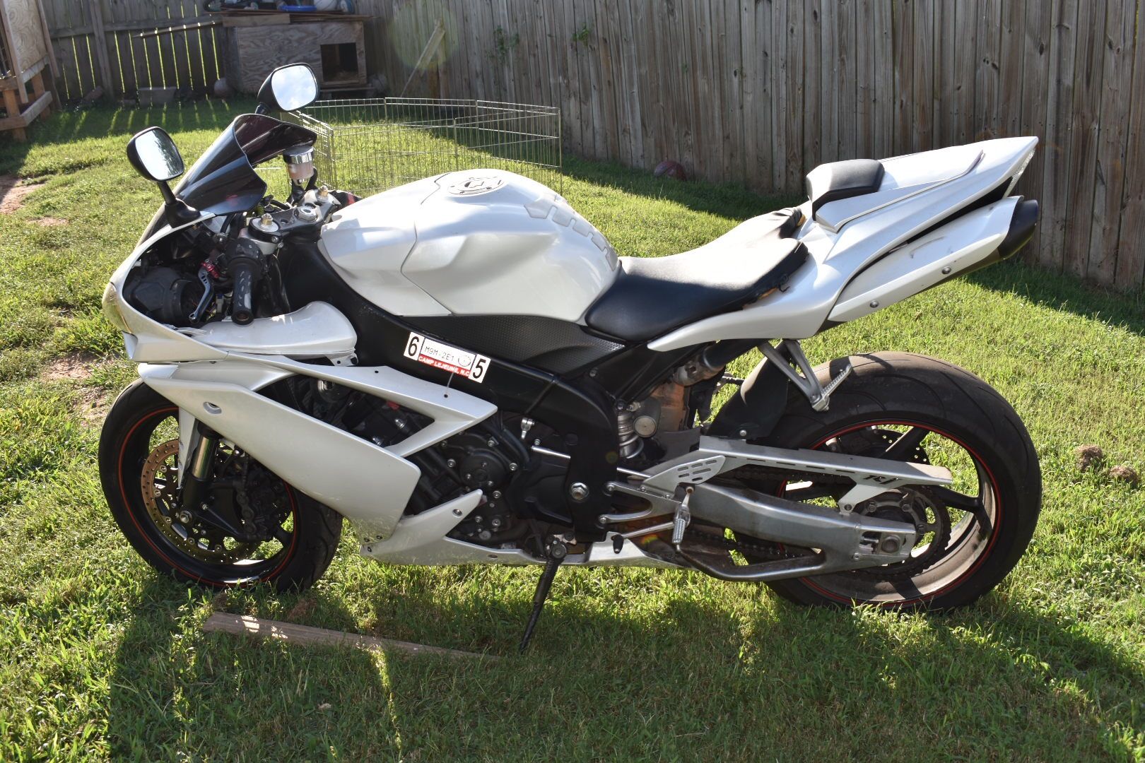 R1 1000 motorcycle