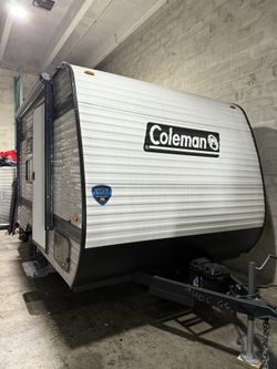 2025 RV Cash Price Firm