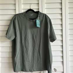 NWT Men’s T-Shirt 