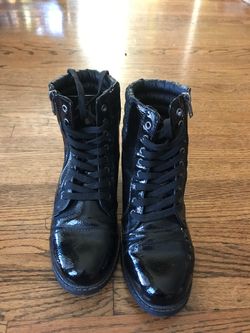 JUSTICE brand girls boots sz 6