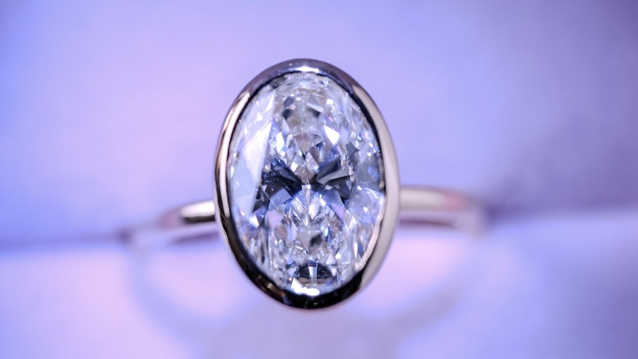 4.03ct Oval Diamond Ring – IGI Certified – F/VS1 – 14k Gold – Brand New