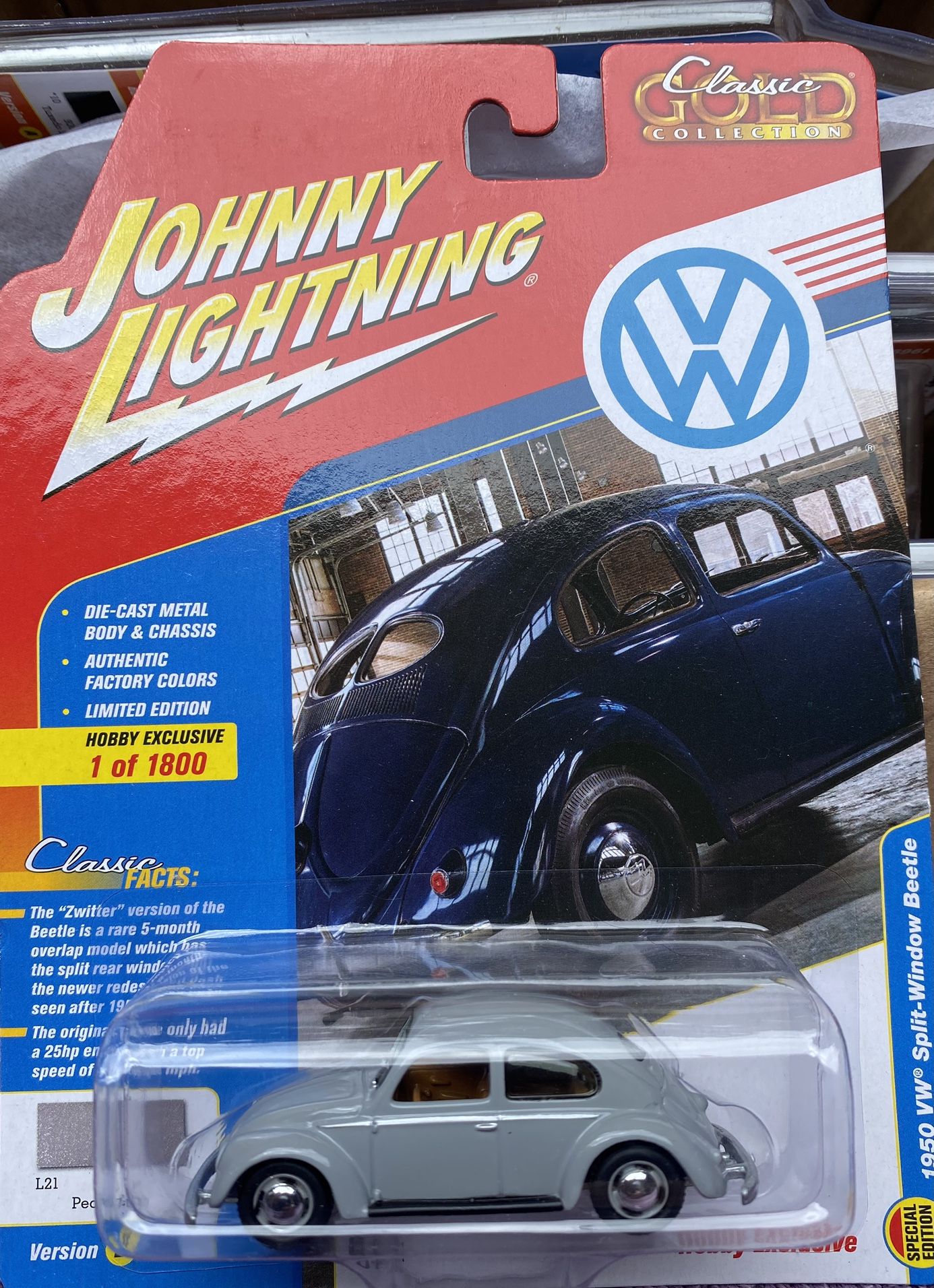 Johnny Lightning 1/1800 Hobby Exclusive 1950 Split Window VW Beetle 