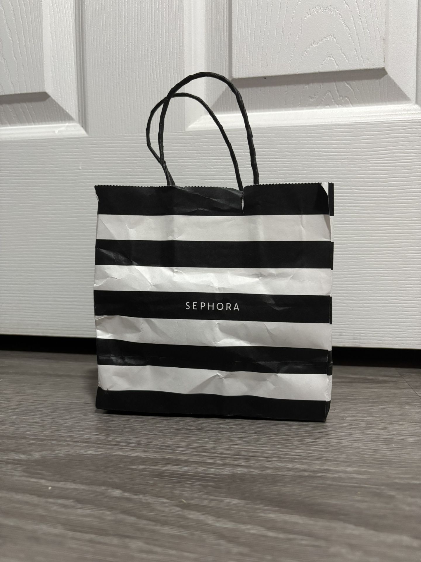 !!MYSTERY BAG!! *does NOT contain makeup*