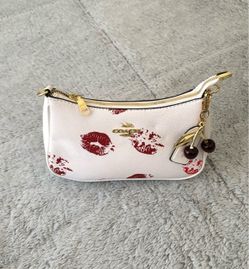 Teri Coach Shoulder Purse