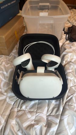 Meta Quest 2 ( with  case and charger)