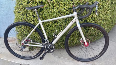 2016 Trek CrossRip gravel bicycles size M