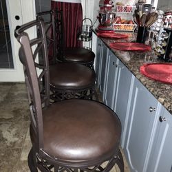 Swivel Counter Stool