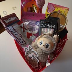 Valentine’s Day Basket 