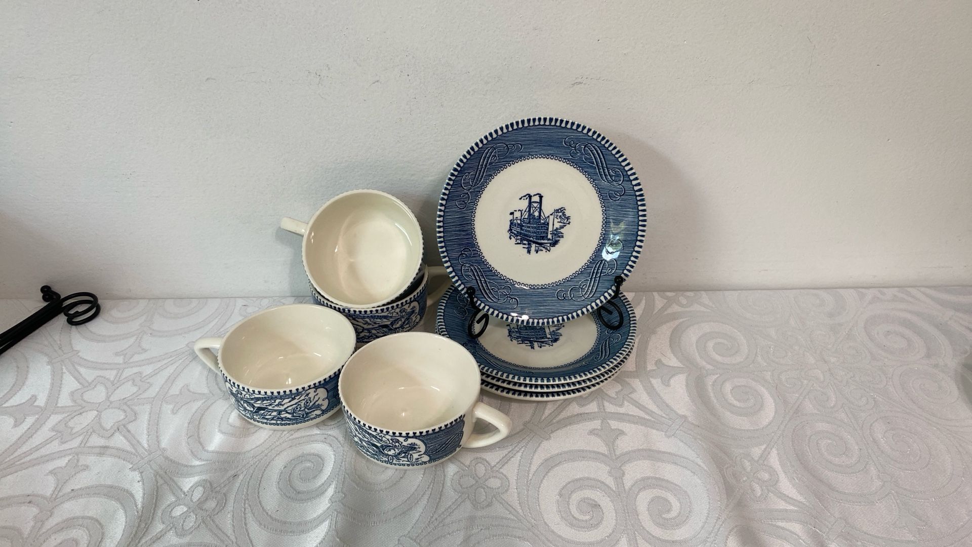 4 Sets) VNTG Currier & Ives Flat Cup + Saucer EUC