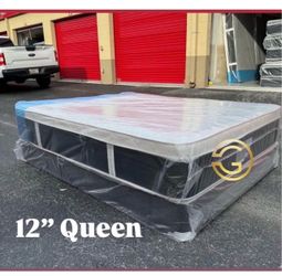 Queen Plush Pillow Top Mattress | 12” Thick