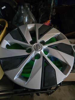 Nissan Altima hubcaps