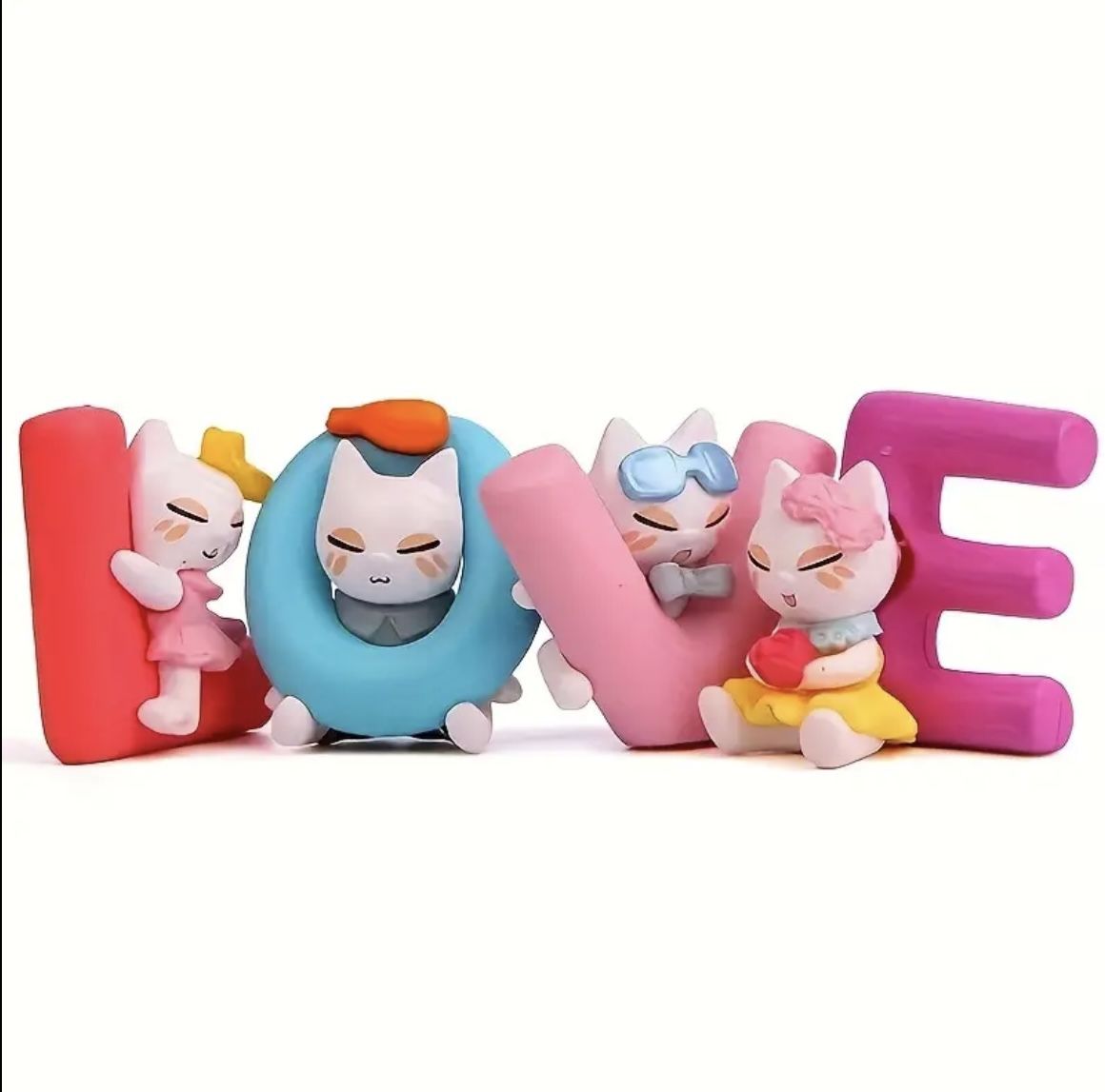 Brand New Adorable LOVE-Themed Cat Car Dashboard & Home Decorative Ornament