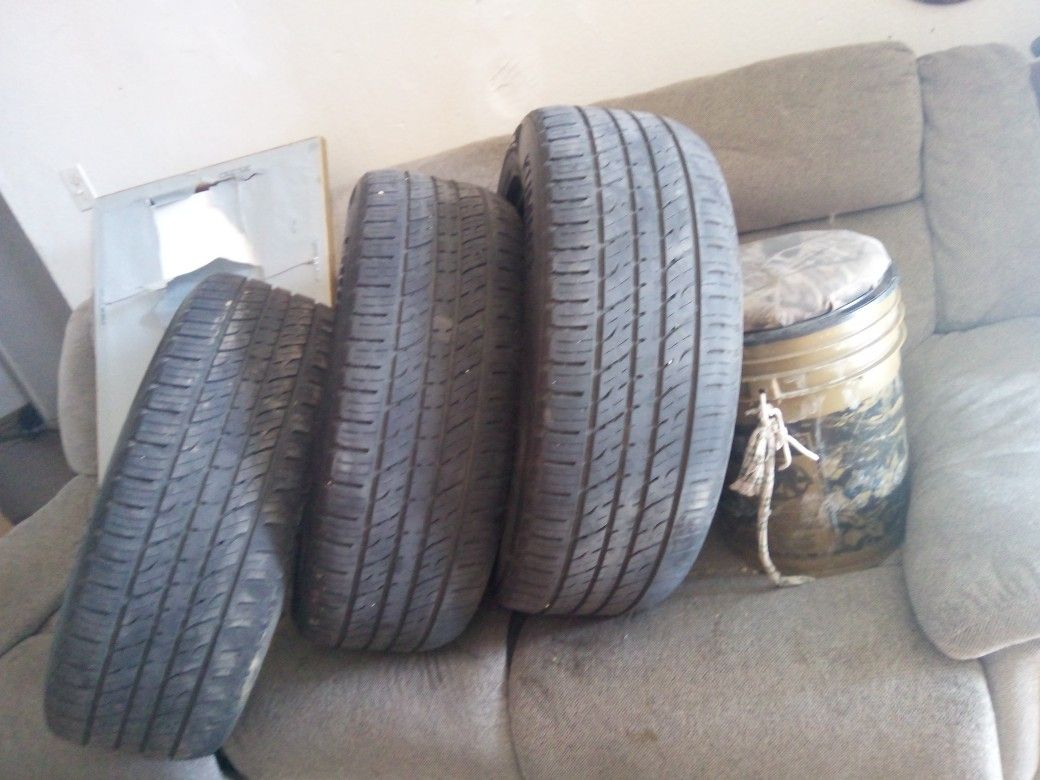 Used Tires A Set Of 3 -235.55.r19