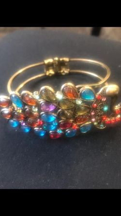Beautiful peacock bracelet