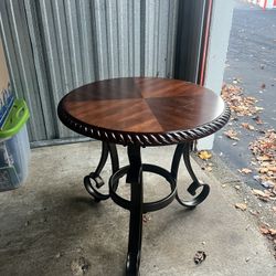 Coffee Table, Must Be Picked Up In Maple Shade!!!