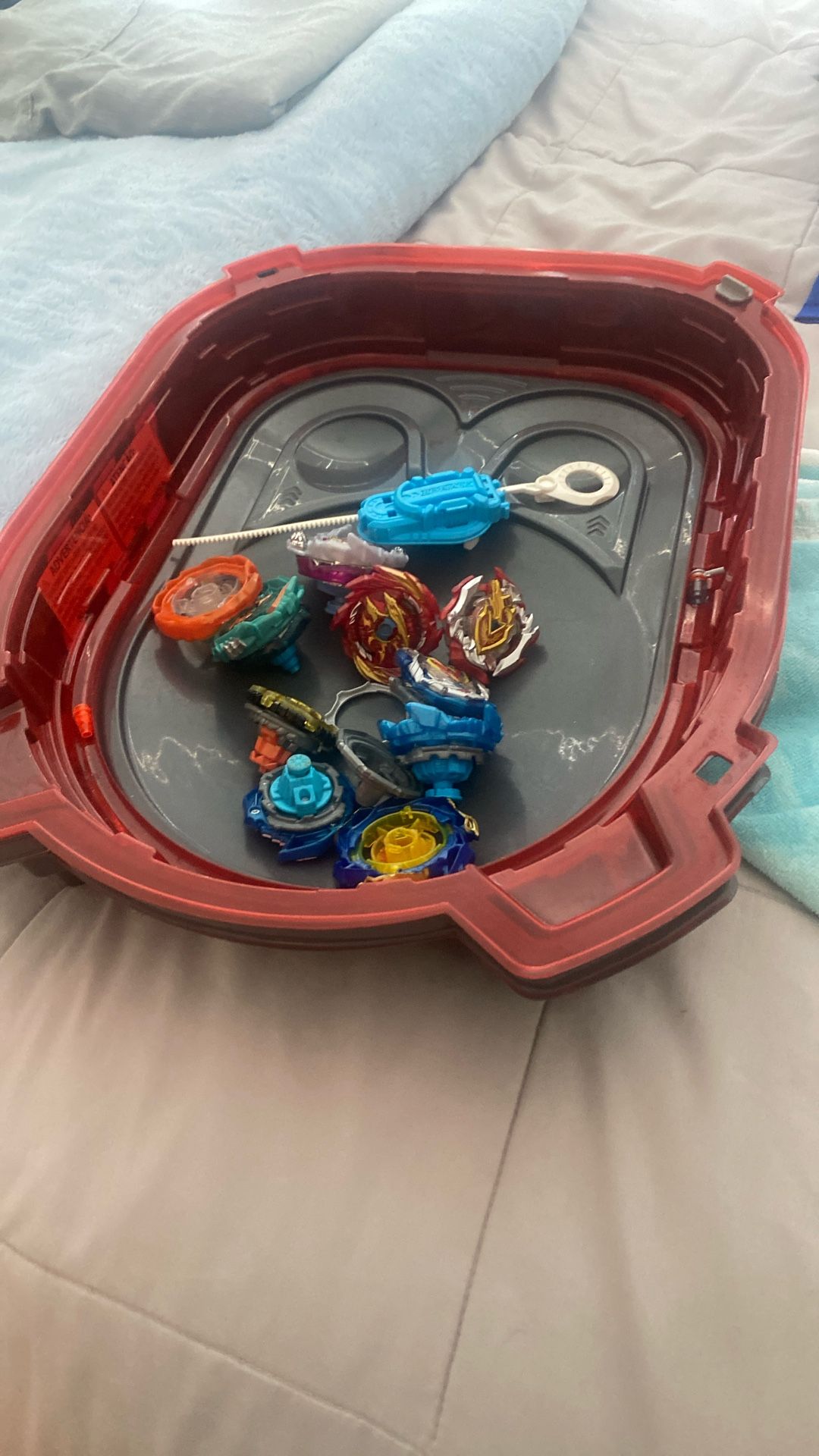 Beyblade burst